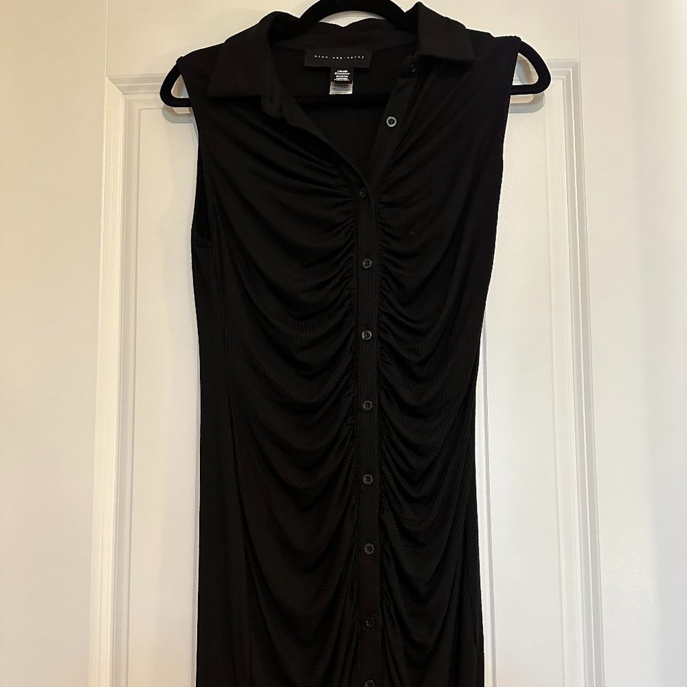 Sleeveless Collared Fitted Dress